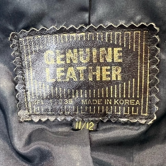 Women’s Genuine Leather Belted Button Up Jacket - Picture 10 of 11